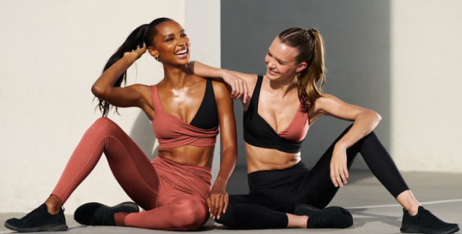 Модели Victoria's Secret Жасмин Тукс и Жозефин Скривер основали спортивный бренд Joja