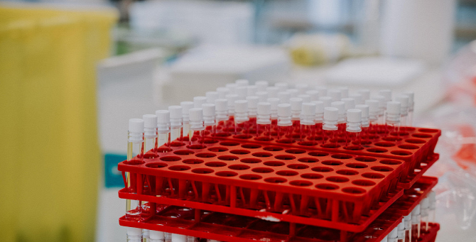 В Москве за один день закончилась вакцина «КовиВак»