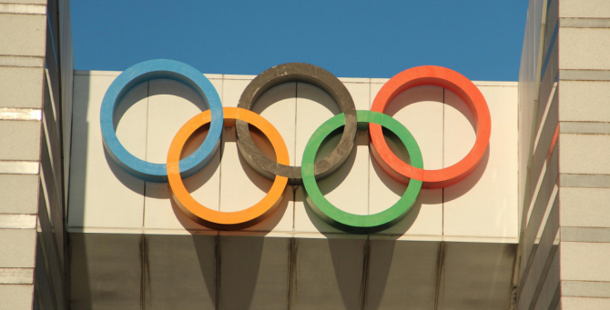 МОК рекомендовал допустить российских спортсменов к Олимпиаде, если они не поддерживали СВО