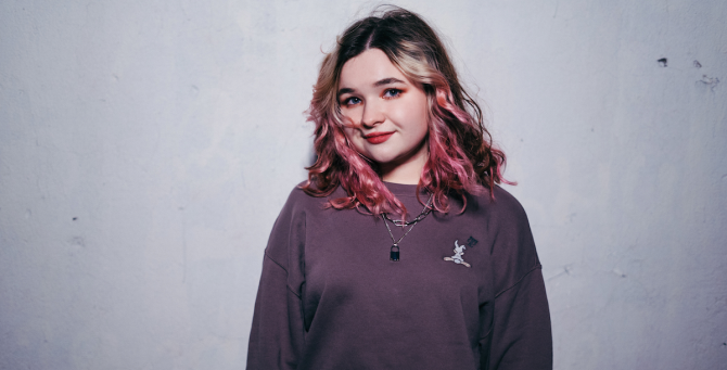 Алена Швец представит новый трек на сцене «Яндекс Музыки» на «Плюс Даче»