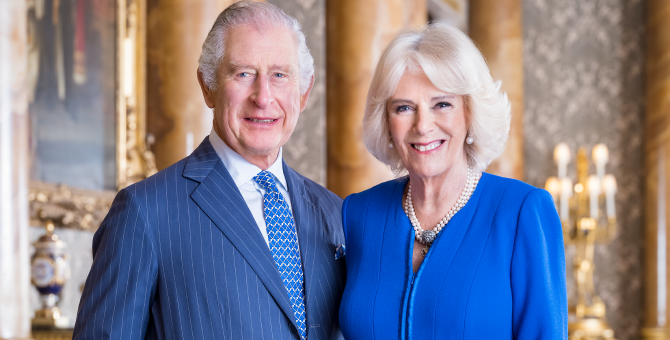 Опубликован новый портрет Карла III и Камиллы Паркер-Боулз