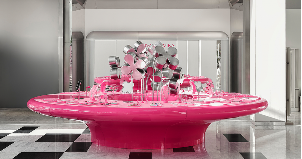 Бренд Viva La Vika открыл первый корнер в «Цветном»