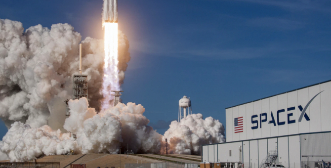SpaceX Илона Маска стала монополистом по коммерческим запускам кораблей