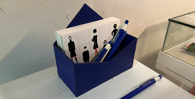 Музей Москвы и «Почта России» выпустили открытки к выставке «Дом моделей. Индустрия образов»