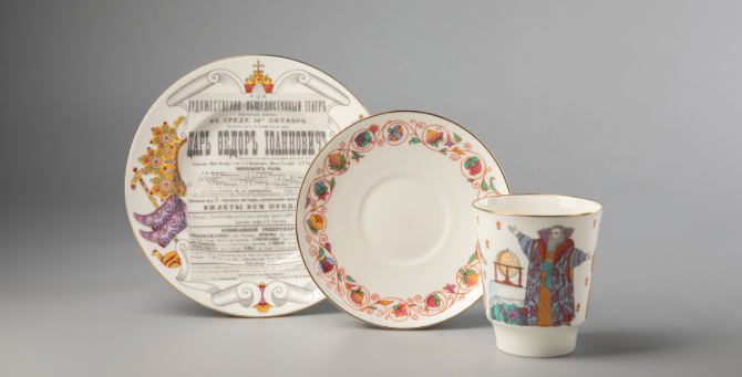 Императорский фарфоровый завод выпустил набор по мотивам спектакля «Царь Федор Иоаннович»