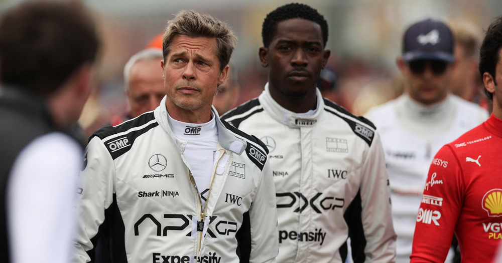 Появились новые кадры со съемок фильма F1 с Брэдом Питтом