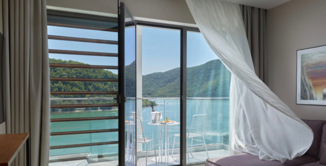 Новый отель Abrau Light Resort & SPA открылся в Абрау-Дюрсо