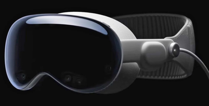 Apple снизила план выпуска шлемов Vision Pro