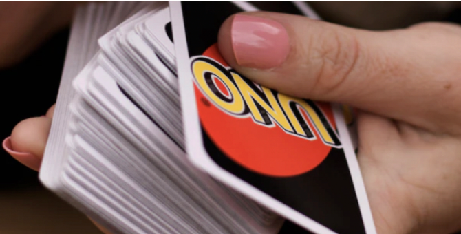 Mattel ищет «главного игрока в Uno» на зарплату в 17,7 тысячи долларов