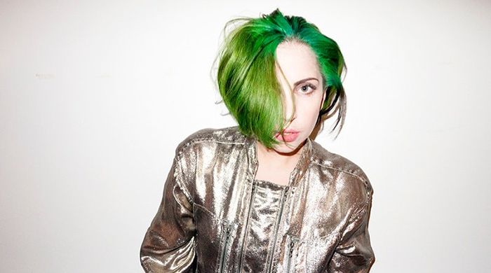 Зеленые волосы Леди Гаги в новой съемке Терри Ричардсона