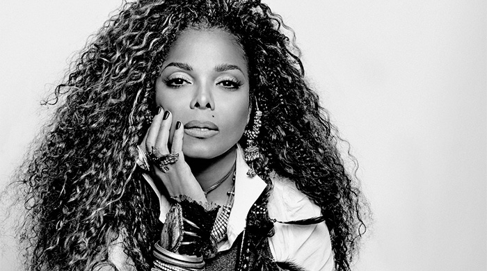 Джанет Джексон на обложке нового альбома в ботильонах Giuseppe Zanotti