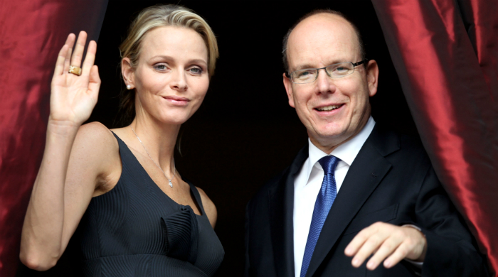 Князь Монако Альбер II и Шарлен Уиттсток стали родителями близнецов