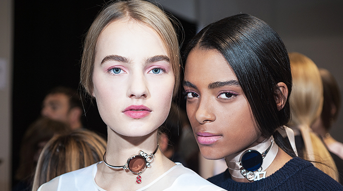 Красота в деталях: образы с показов Dior, Alexander McQueen и Céline