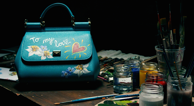 Dolce & Gabbana подарит московским покупателям на 8 Марта сумки с ручной росписью