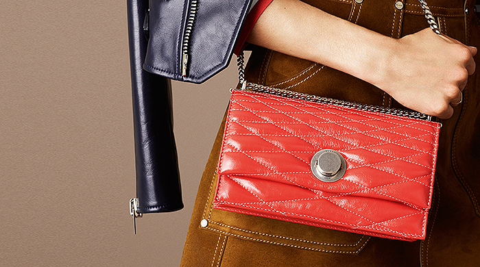 Ангелы Чарли, Йоко Оно и Эли МакГроу: лукбук Bally resort 2016