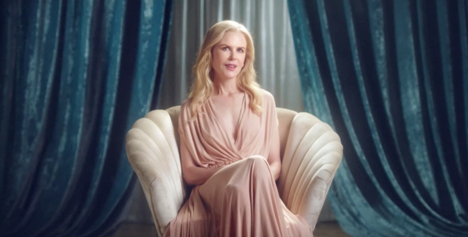 Николь Кидман и Розамунд Пайк в новом видео британского Vogue