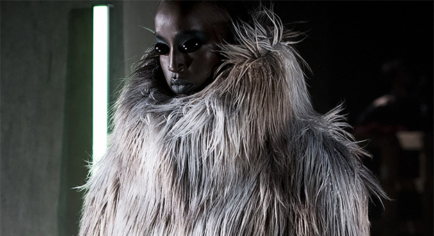 Gareth Pugh, осень-зима 2017 — обзор Buro 24/7