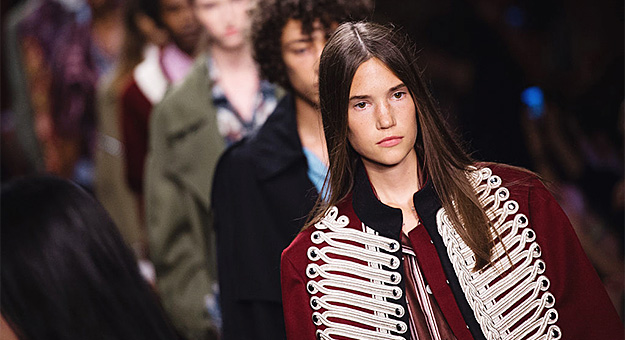 Лондонская неделя моды: Burberry, «Сентябрь-2016»
