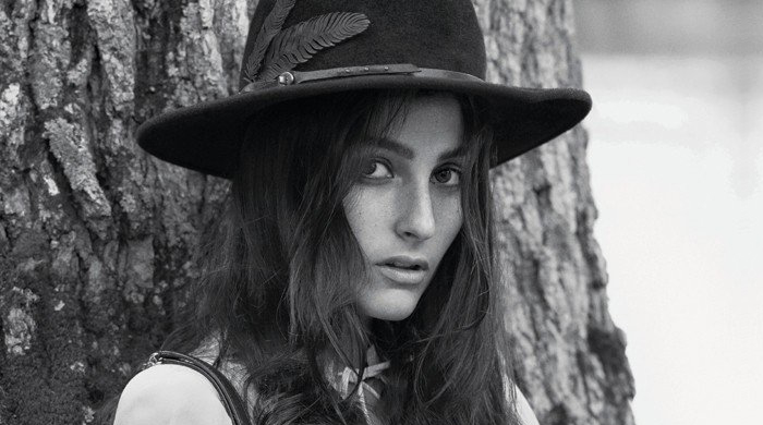 Зои Кравиц и певица Banks в новой рекламной кампании Coach