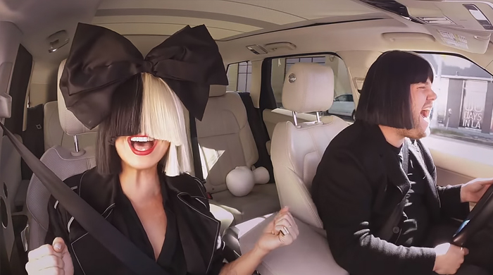 Sia спела в автокараоке Джеймса Кордена