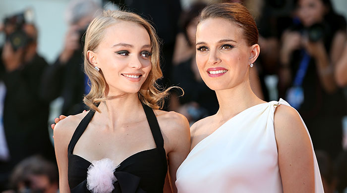 Натали Портман, Лили-Роуз Депп и другие на ковровой дорожке в Венеции