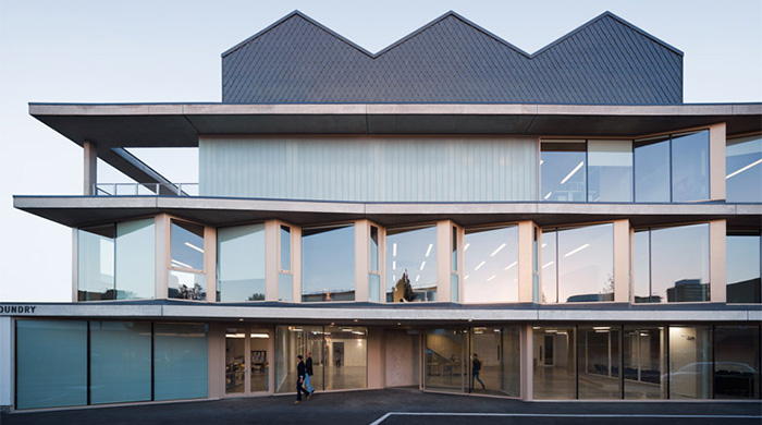 Архитектура с человеческим лицом: лучшие проекты 2015 года по версии RIBA