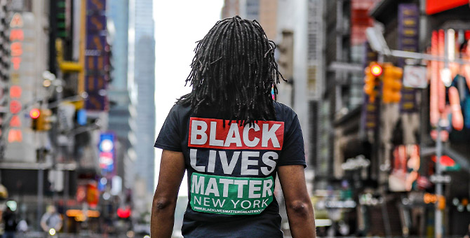 Американские протесты и российские предрассудки: взгляд из Нью-Йорка