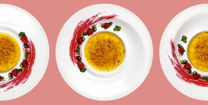 Новые рестораны: гастробар с эмоциями, детское меню в самолетах и голый шеф