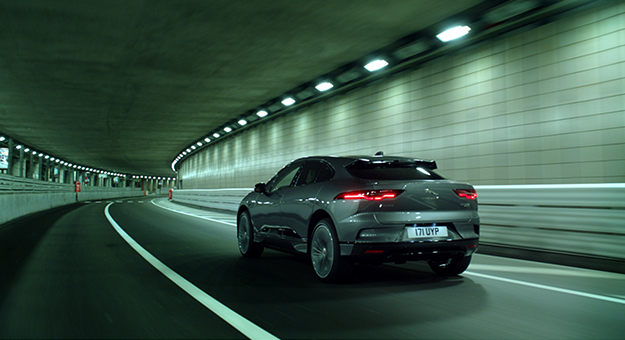 Тест: куда отправиться в выходные на Jaguar