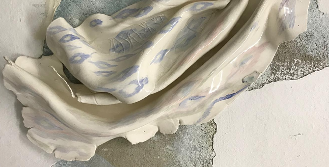 В творческом поиске: почему дизайнеры одежды уходят в искусство