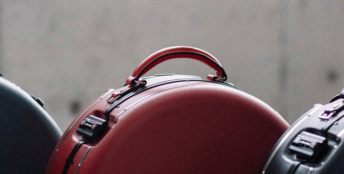 Чемоданы 2.0 — прозрачные, круглые и очень технологичные