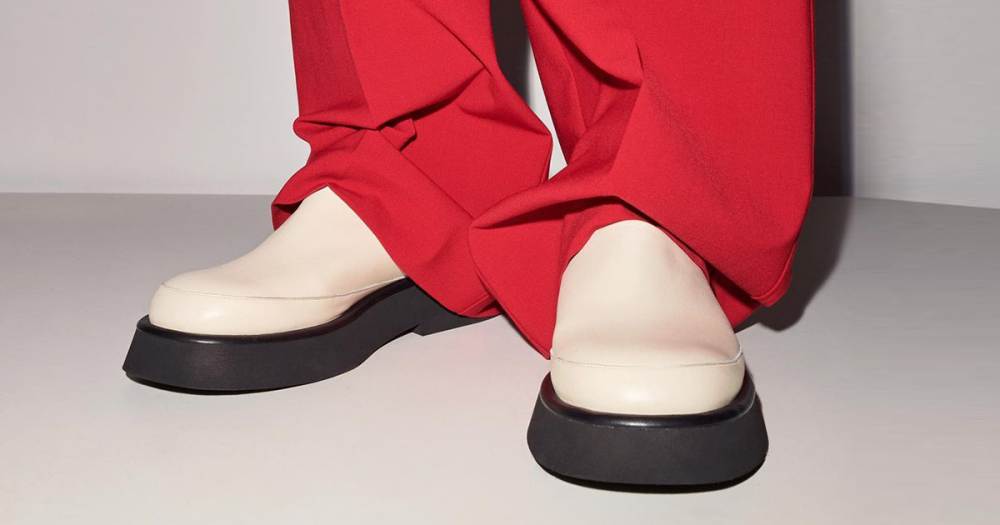 Балетки, лоферы или «Мэри Джейн»? К прогулкам в последние теплые дни мы готовы!