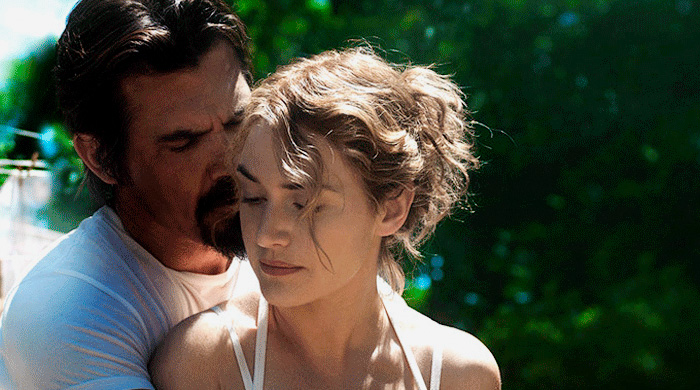 Кейт Уинслет и Джош Бролин в драме \"День труда\"