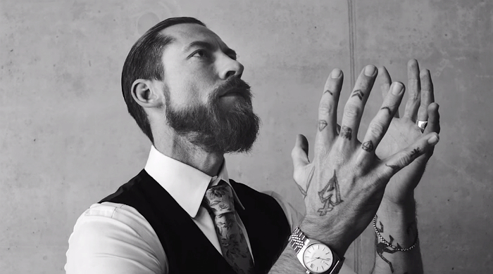 Дэнни Сангра снял пародийный ролик для Mercedes–Benz Fashion Week