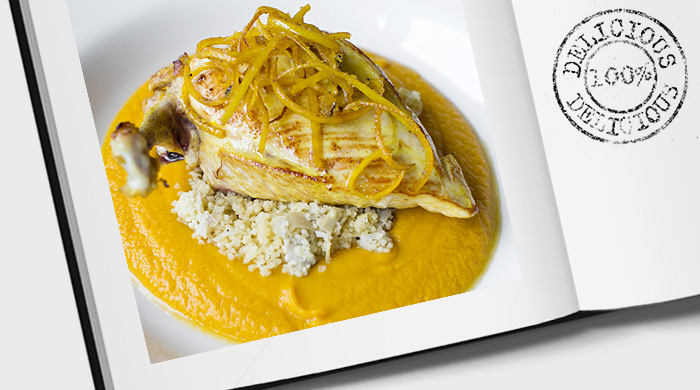 Блюдо недели: лимонный цыпленок с кускусом, артишоками, тыквой и хурмой от Дениса Калмыша