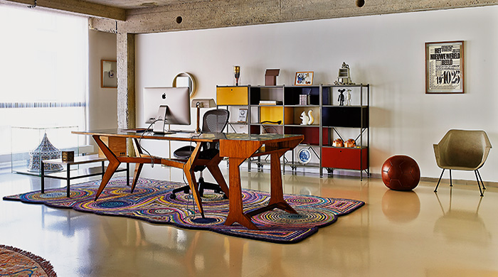 Голая правда: антверпенский лофт по проекту Studio Job