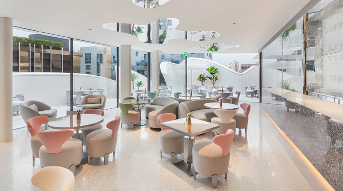 Кафе Dior в Сеуле