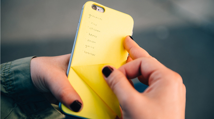 Не приложение, но для заметок: стикер-чехол для iPhone