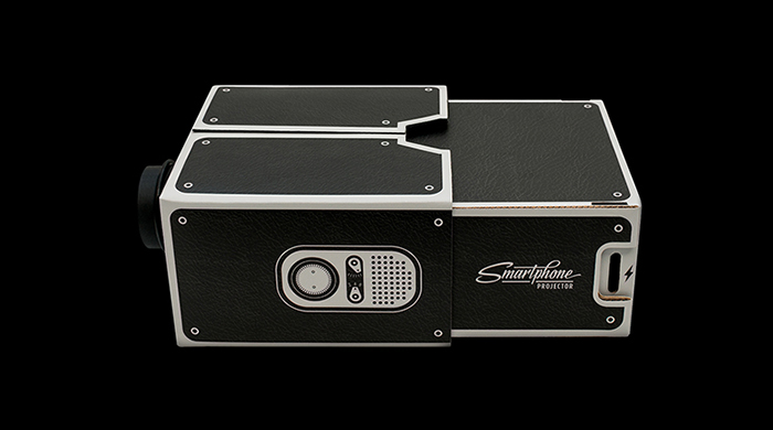 Картонный проектор для смартфона
