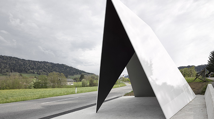 Тоже часть пути: лучшие остановки Москвы и мира