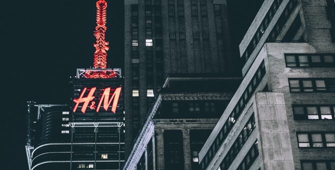 H&M и Zara закрывают розничные магазины ради роста онлайн-продаж