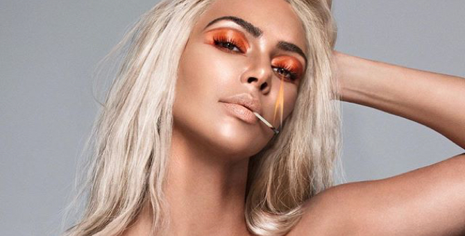 Ким Кардашьян выпустила «огненную» коллекцию макияжа