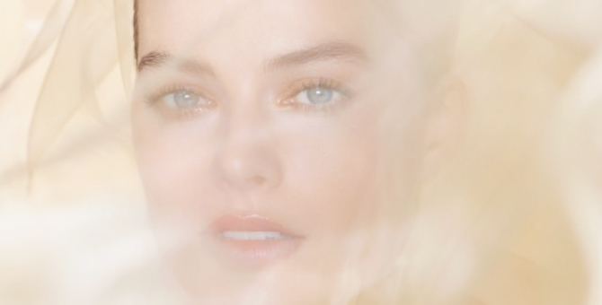 Марго Робби станет лицом нового аромата Gabrielle Chanel Essence