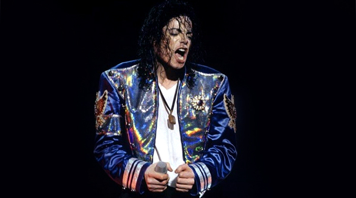 \"Новый\" материал Майкла Джексона уже в Сети