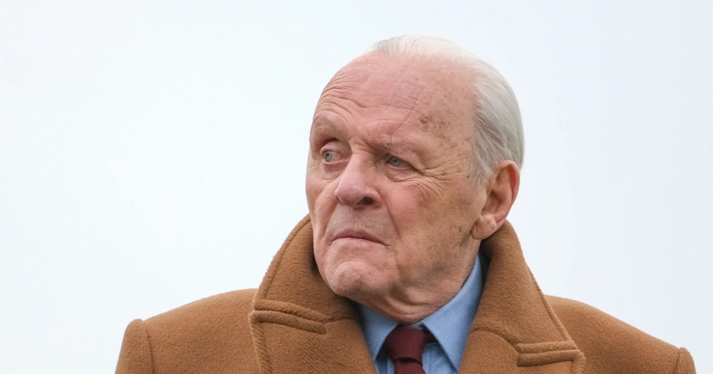 Энтони Хопкинс выставил на продажу сгоревшее поместье в Калифорнии