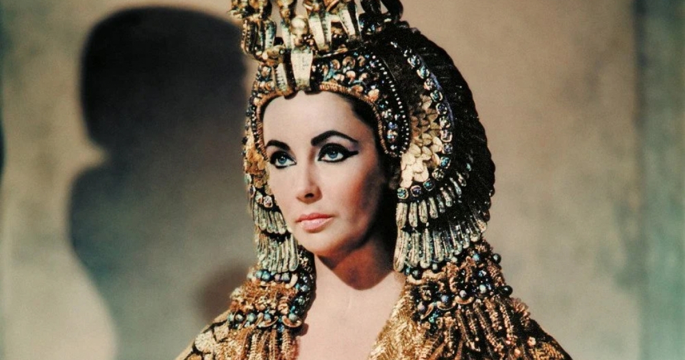 Фонд наследия Элизабет Тейлор показал личный архив актрисы