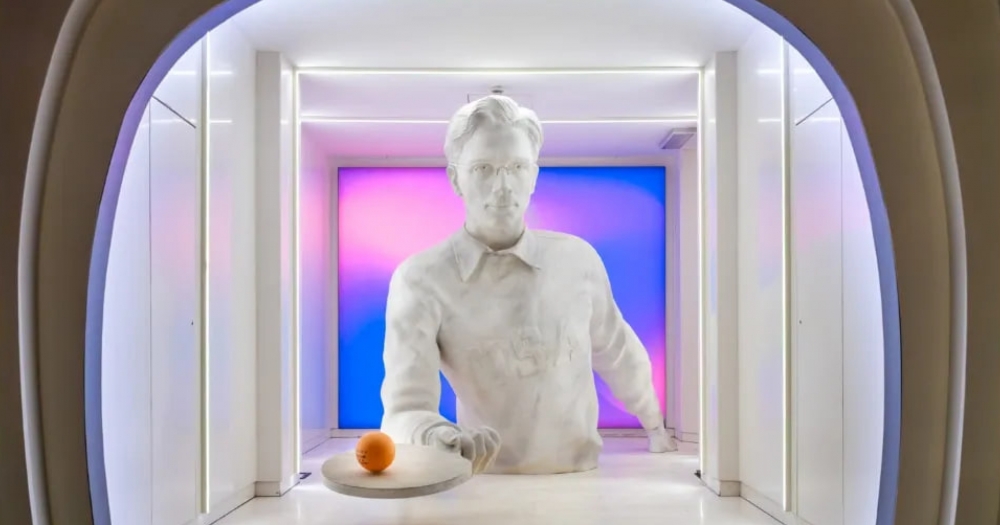 В Национальном музее кино Италии установили скульптуру в честь фильма «Марти Великолепный»