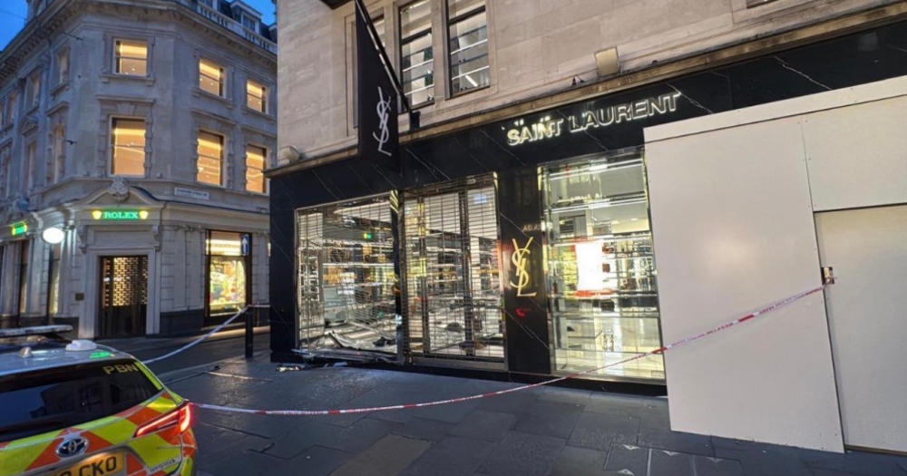 В Лондоне ограбили бутик Saint Laurent