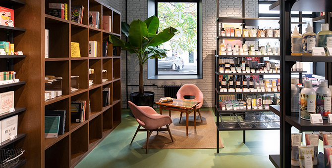 Как открыть магазин косметики и не облажаться? Выясняем на примере Foam Store