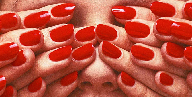 Мясо. Ноги. Стулья. 5 историй знаменитых работ Ги Бурдена